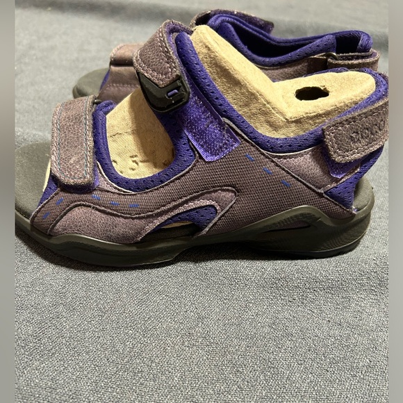 Brand new Ecco Velcro leather sandals size eu 31 or us 13.5 - Picture 4 of 5